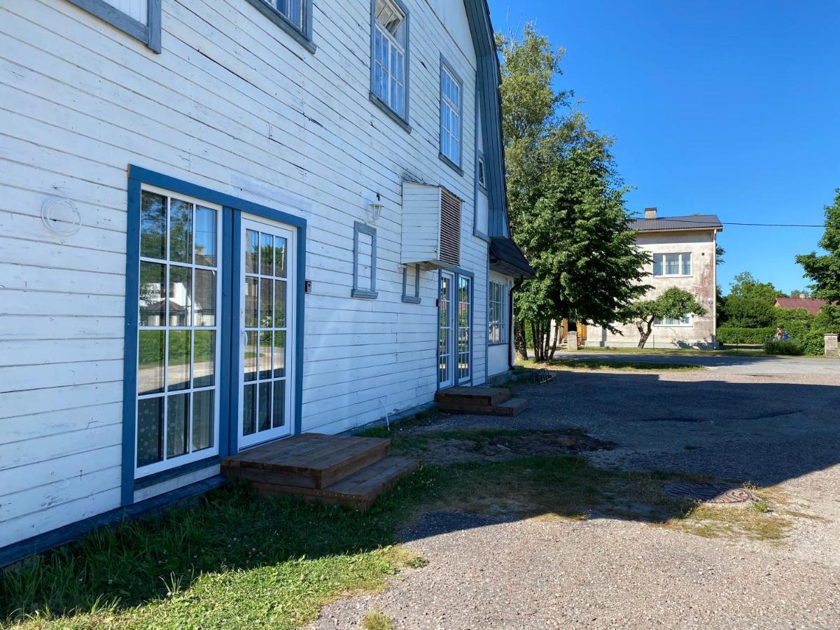 Captain's House - Kaptenimaja - Leilighet Kärdla